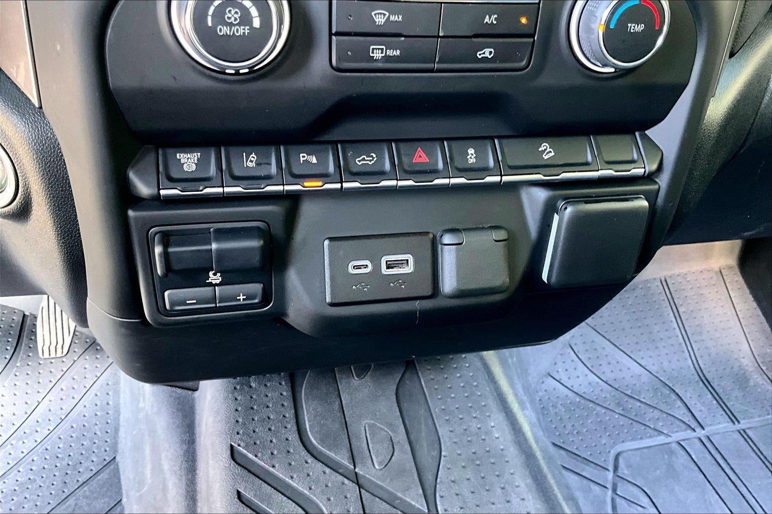 2024 Chevrolet Silverado 2500Hd Custom