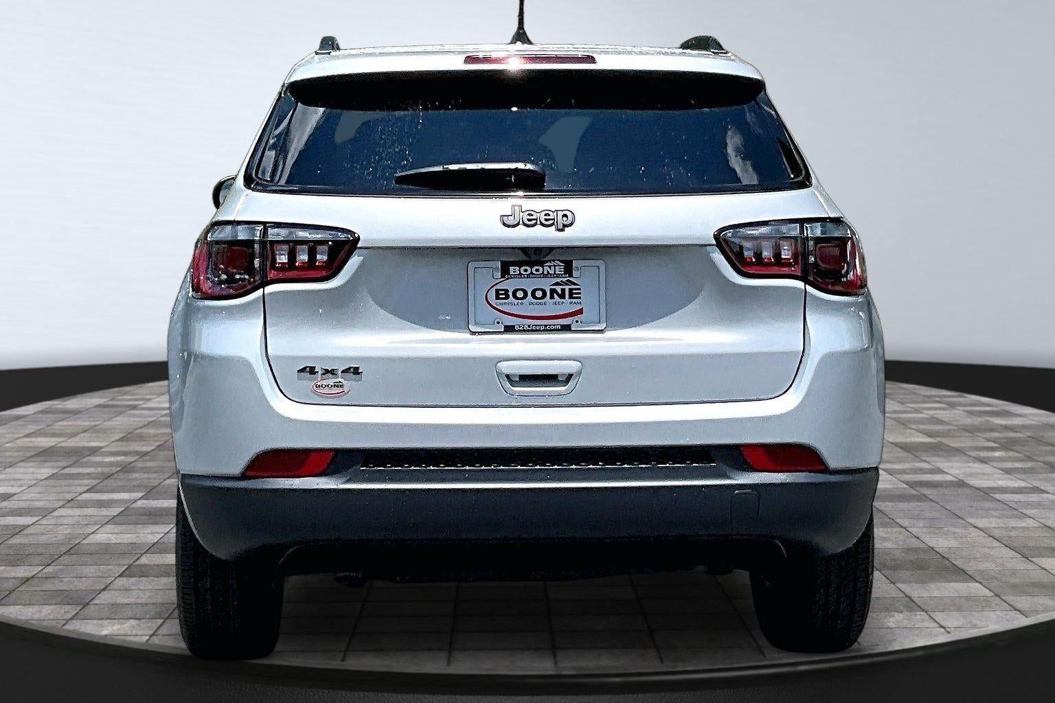 2026 Jeep Compass Latitude Altitude