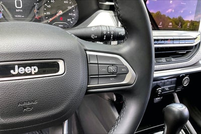 2022 Jeep Compass Latitude Lux