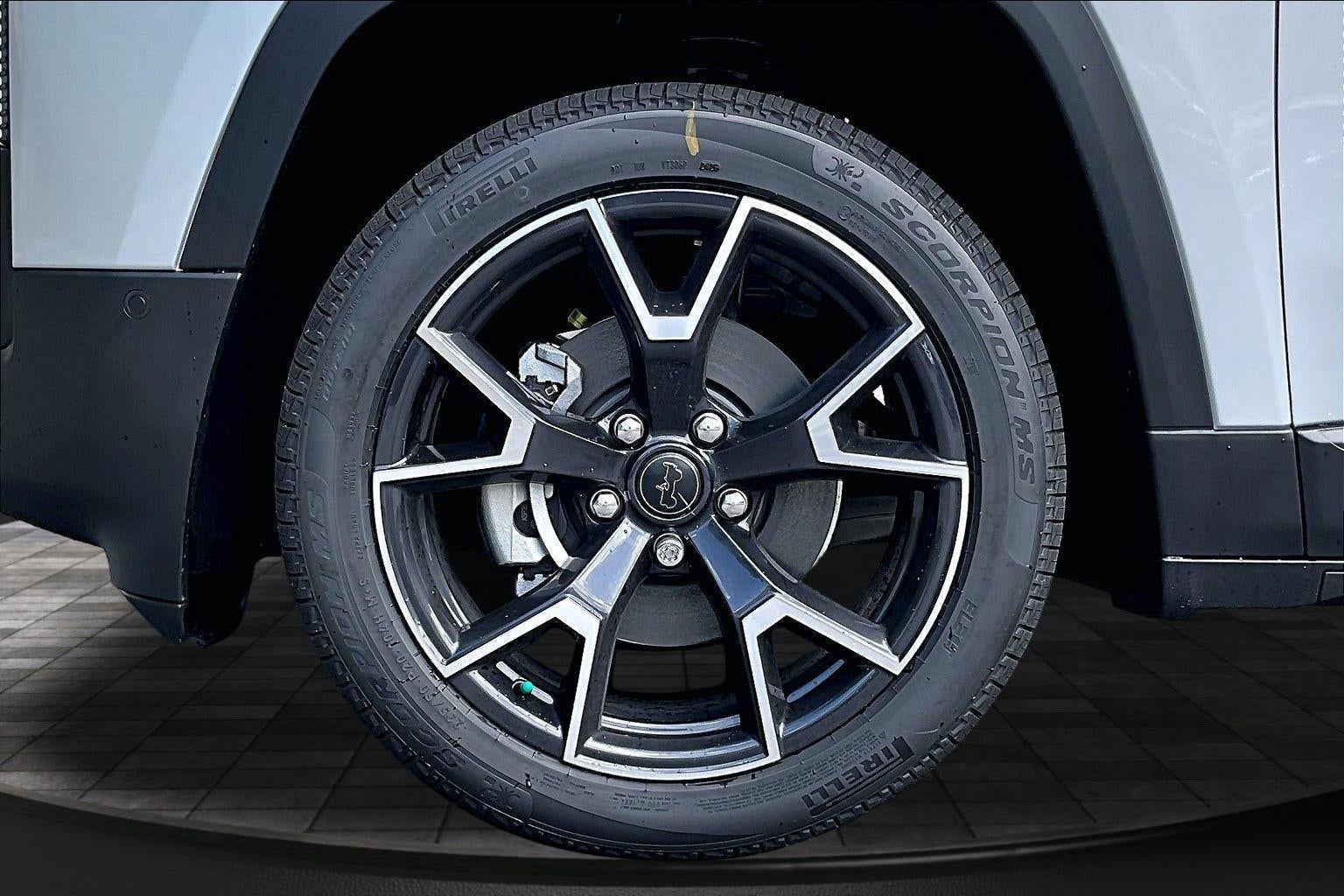 2026 Jeep Cherokee Overland