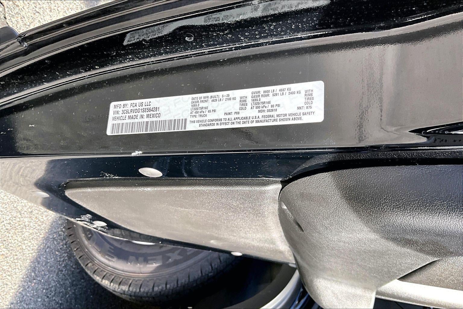 2025 RAM ProMaster Cargo Van Tradesman