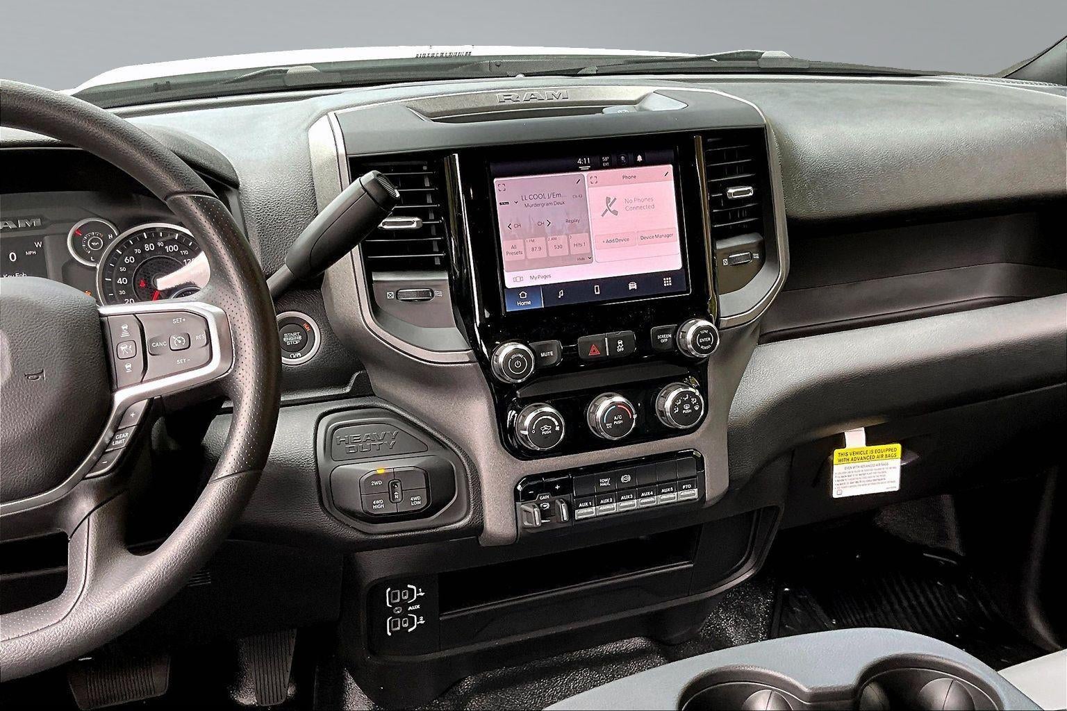2026 RAM 3500 Crew Cab 60" CA Tradesman