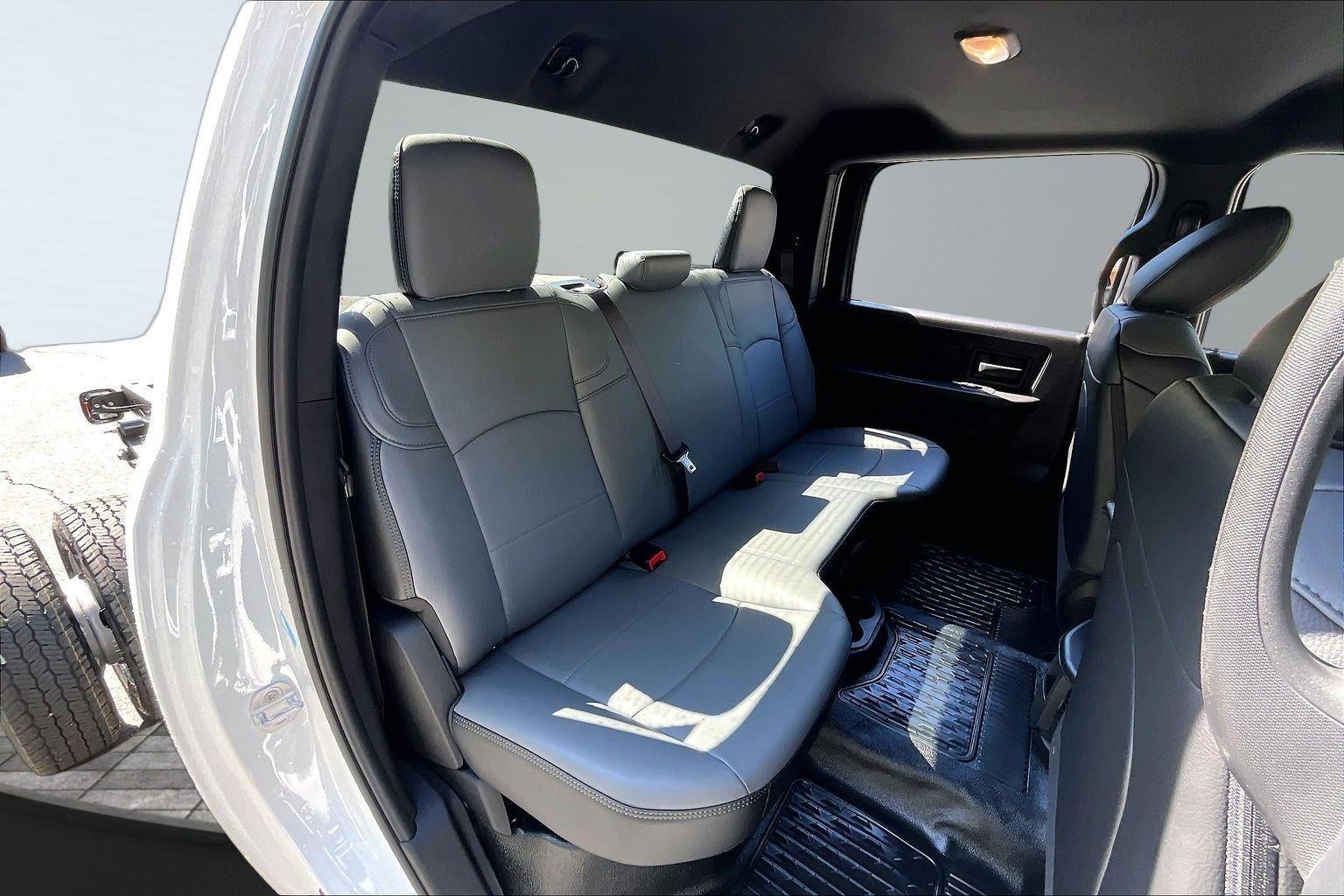 2026 RAM 4500 Crew Cab 60" CA Tradesman