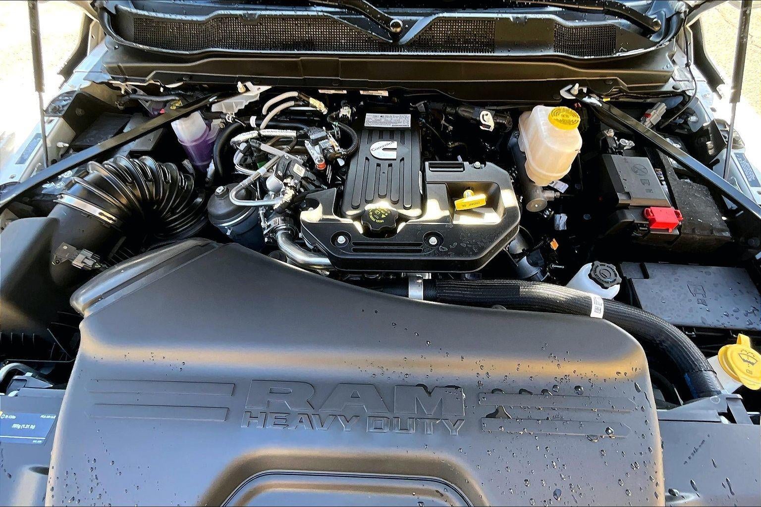 2026 RAM 5500 Crew Cab 84" CA Tradesman