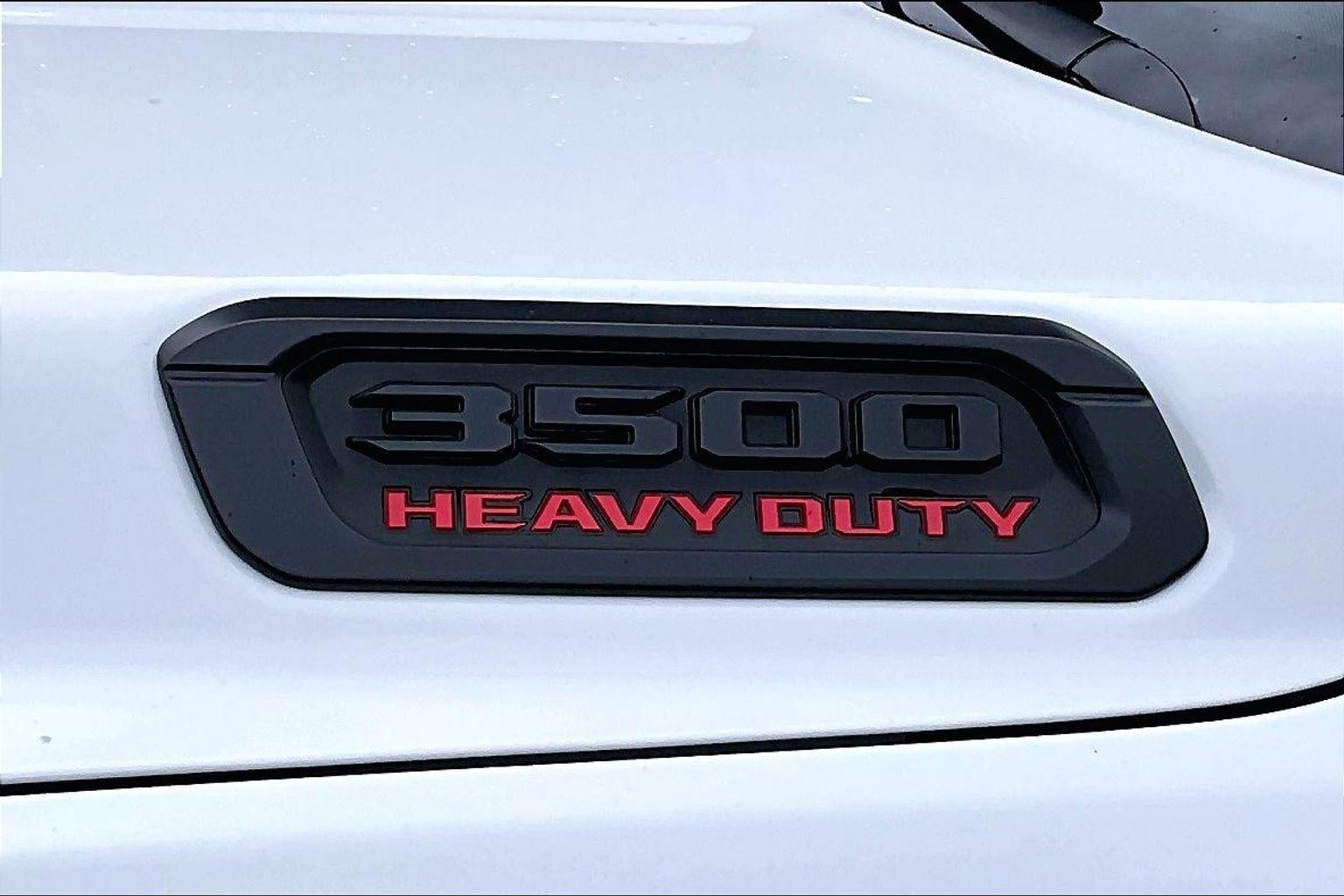 2026 RAM 3500 Crew Cab 60" CA Tradesman