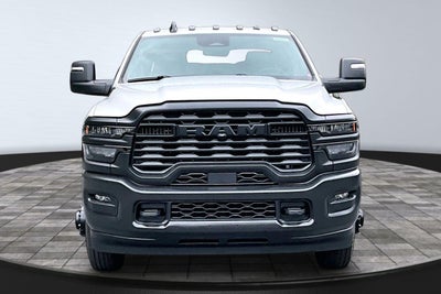 2026 RAM 3500 Crew Cab 60" CA Tradesman