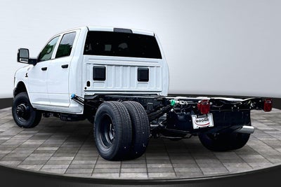 2026 RAM 3500 Crew Cab 60" CA Tradesman