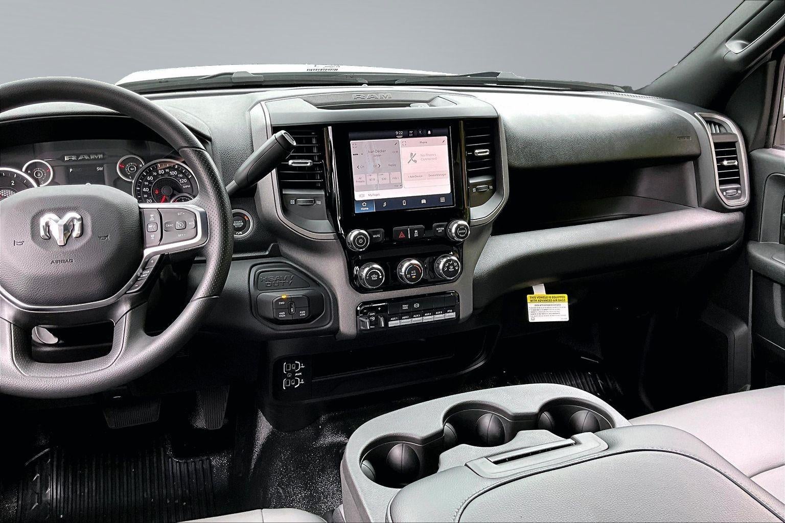 2026 RAM 3500 Crew Cab 60" CA Tradesman