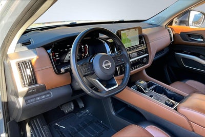 2022 Nissan Pathfinder Platinum