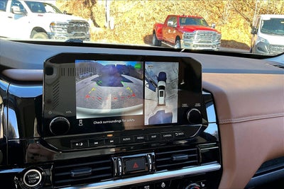 2022 Nissan Pathfinder Platinum