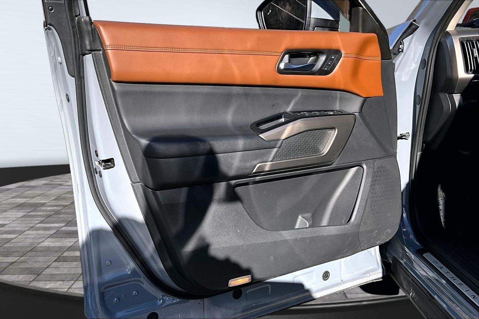 2022 Nissan Pathfinder Platinum