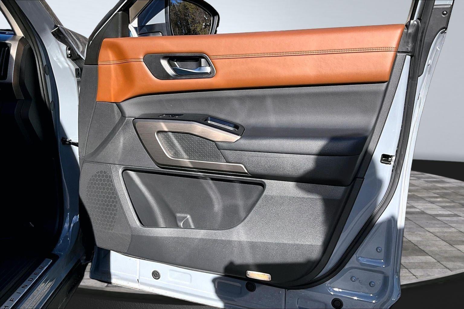 2022 Nissan Pathfinder Platinum