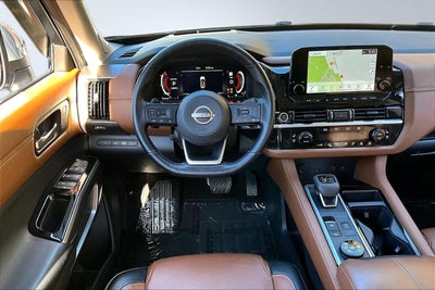 2022 Nissan Pathfinder Platinum