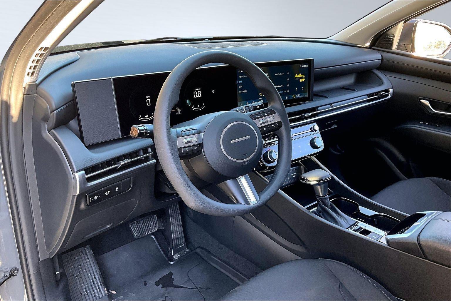 2025 Hyundai TUCSON SEL