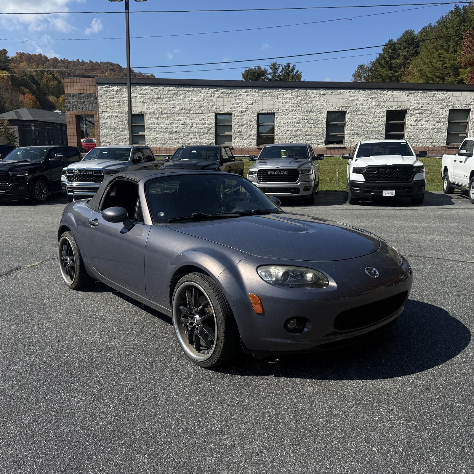 2006 Mazda Mazda MX-5 Miata Touring
