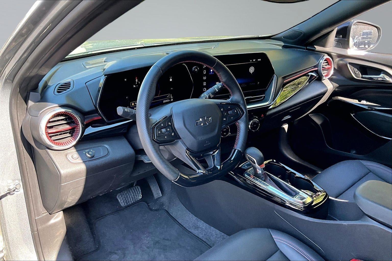 2024 Chevrolet Trax RS - Photo 14