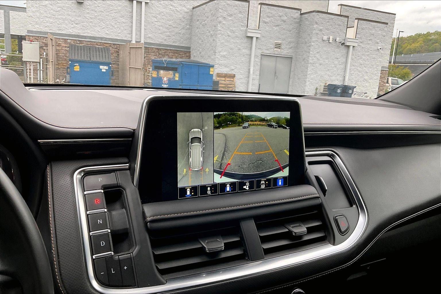 2023 GMC Yukon XL AT4