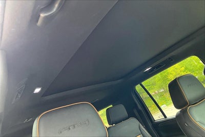 2023 GMC Yukon XL AT4