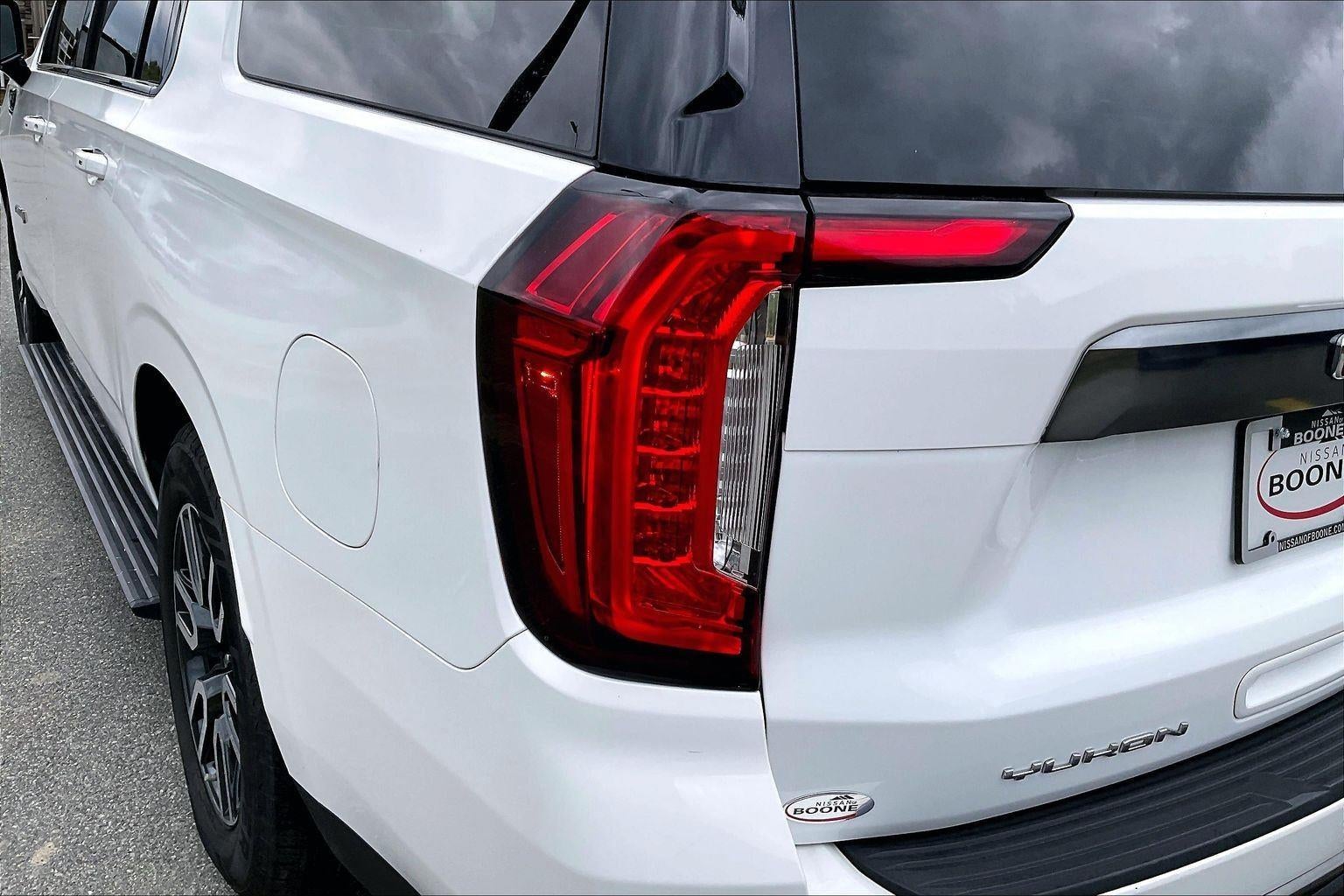 2023 GMC Yukon XL AT4