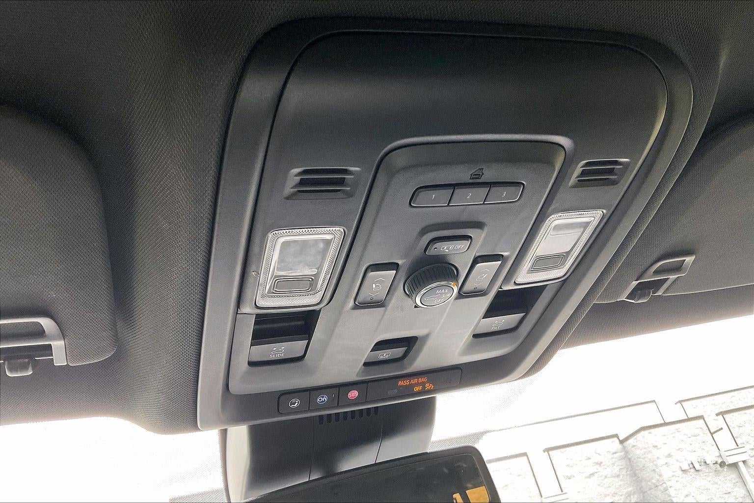 2023 GMC Yukon XL AT4