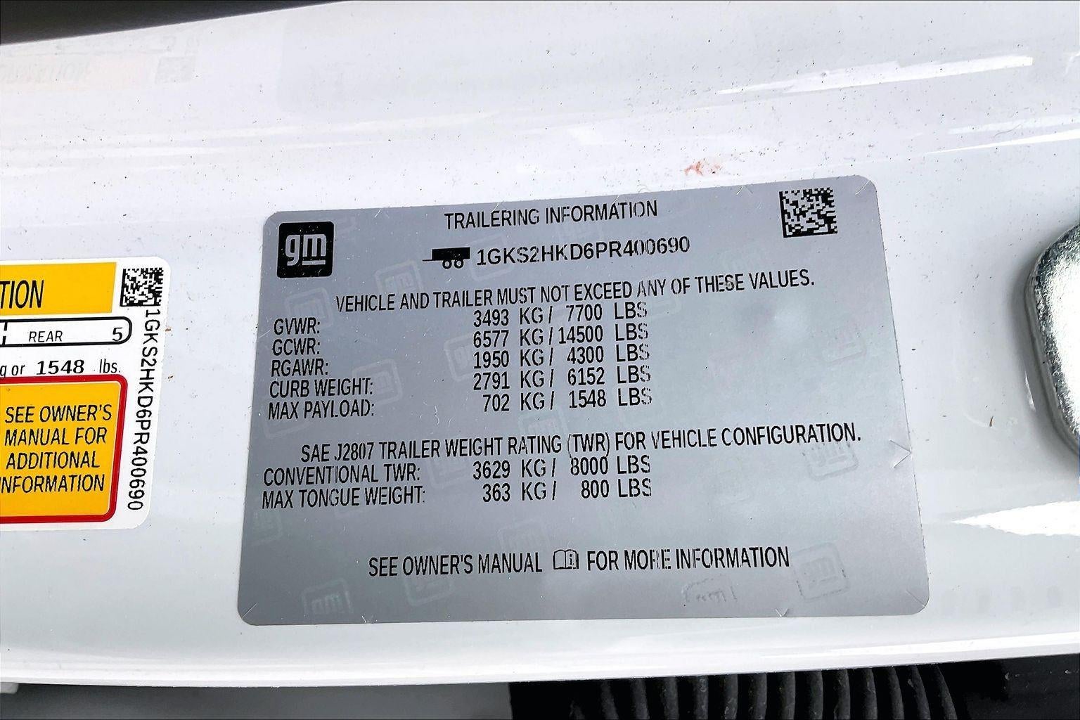 2023 GMC Yukon XL AT4