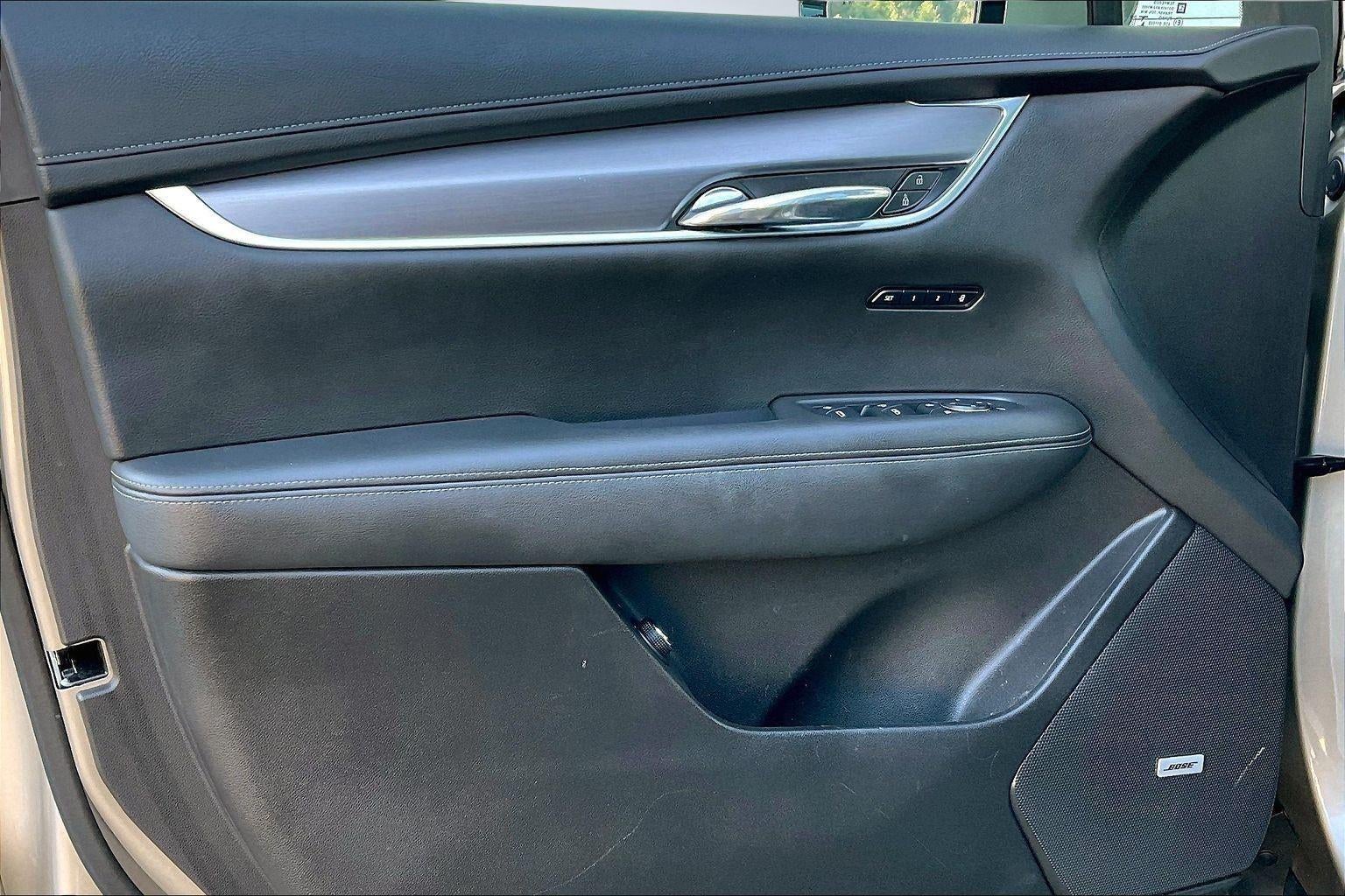 2023 Cadillac XT6 FWD Luxury