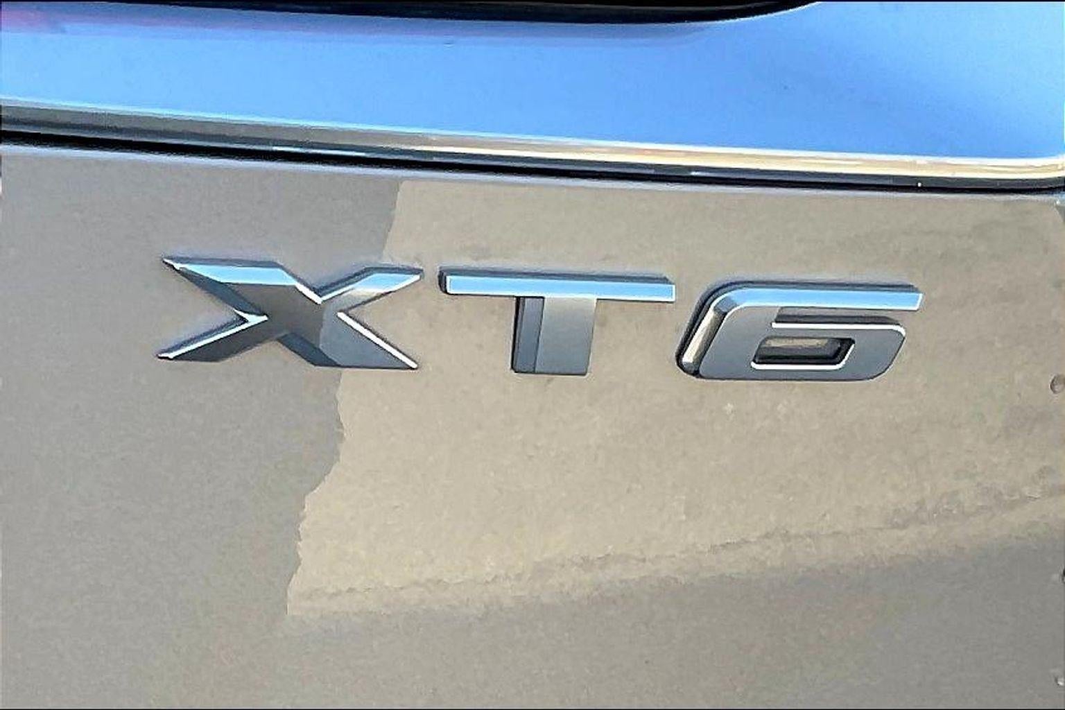 2023 Cadillac XT6 FWD Luxury