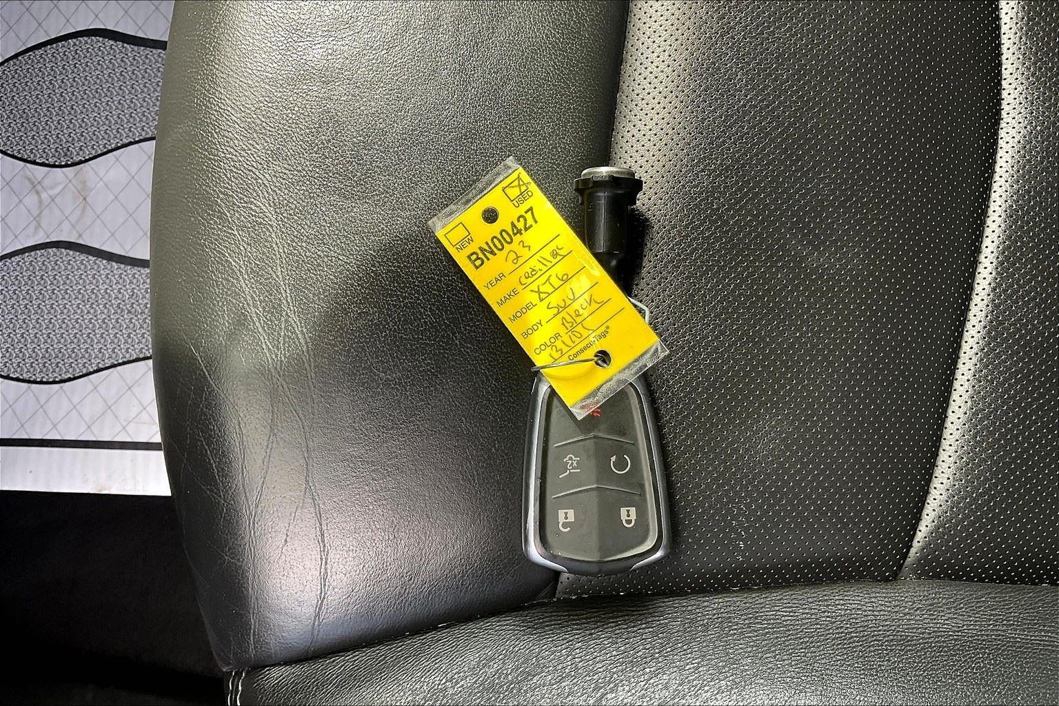 2023 Cadillac XT6 AWD Premium Luxury