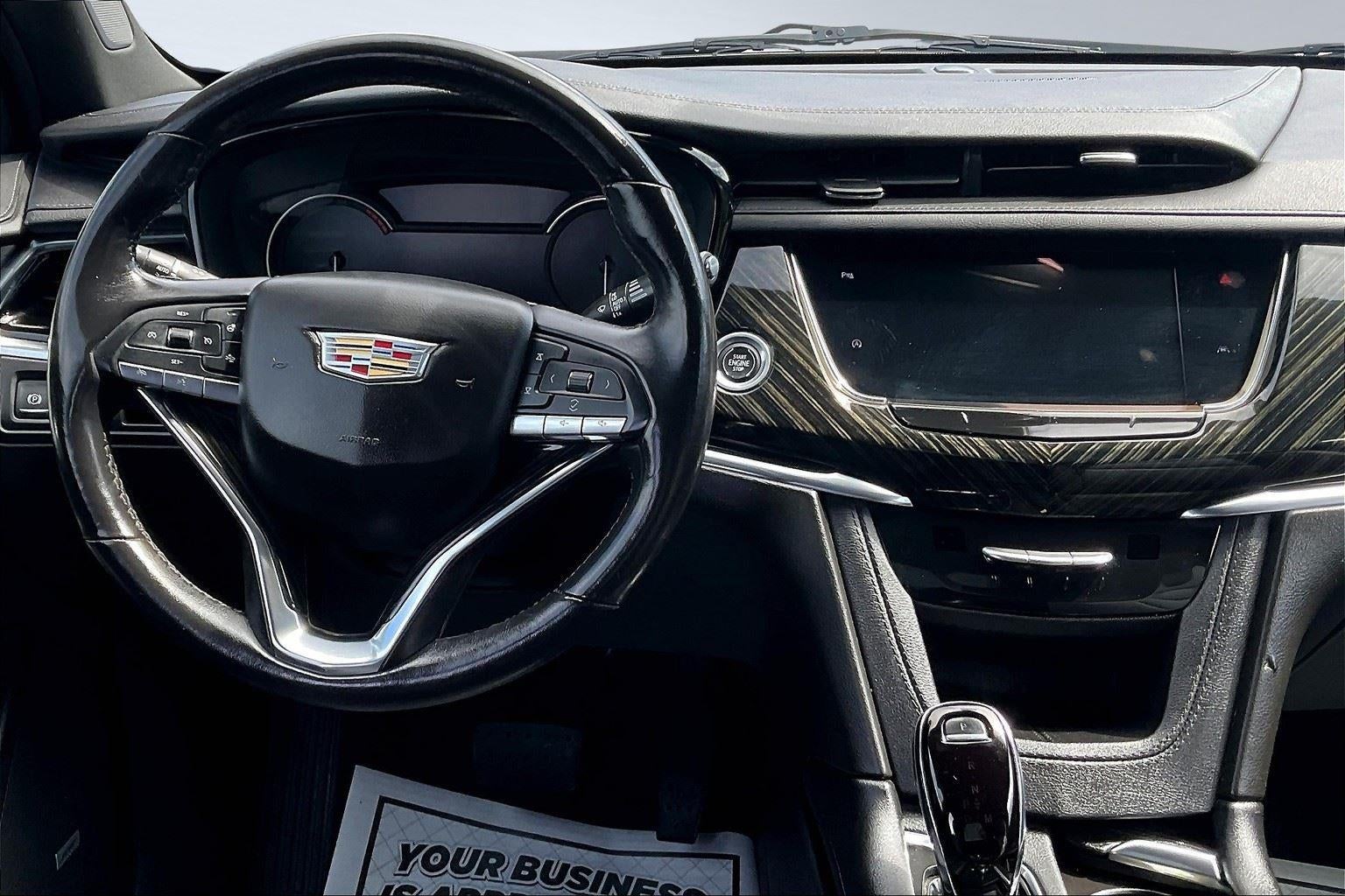 2023 Cadillac XT6 AWD Premium Luxury