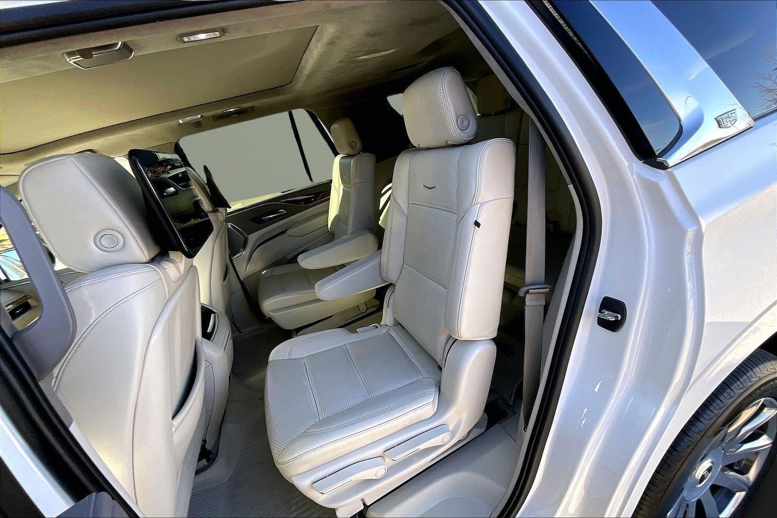 2022 Cadillac Escalade Premium Luxury Platinum