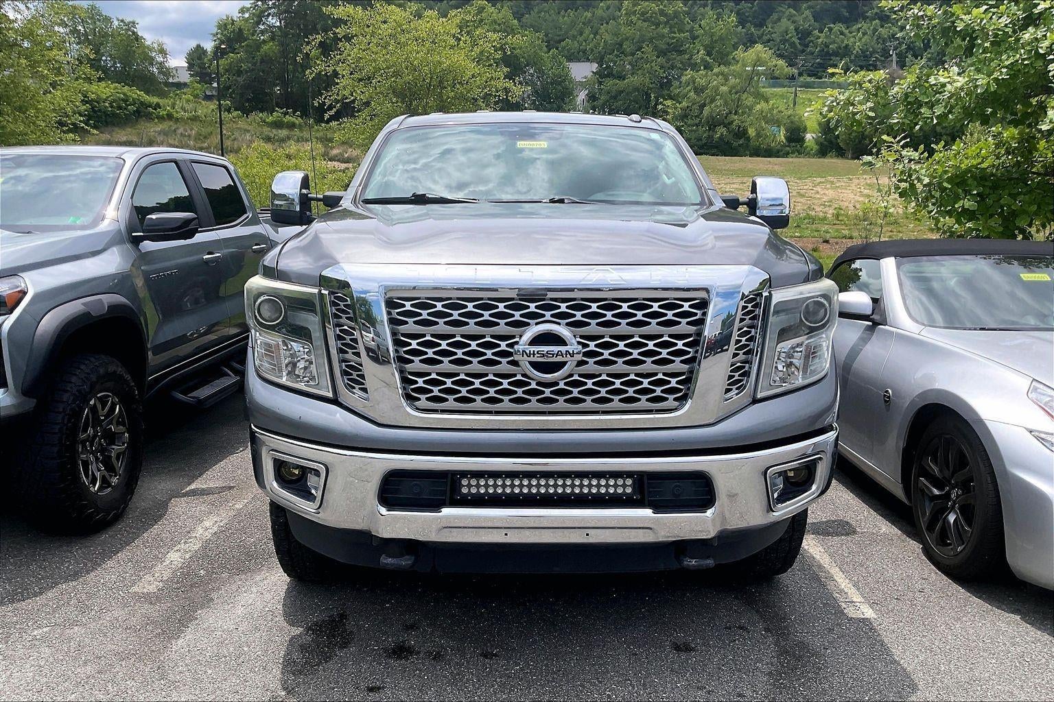 2016 Nissan Titan XD SL