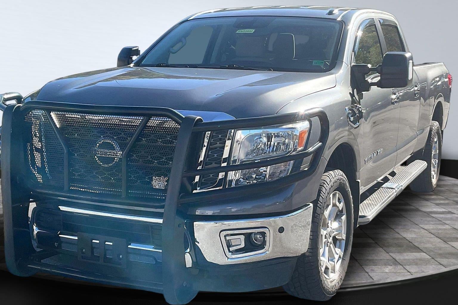 2017 Nissan Titan XD SV