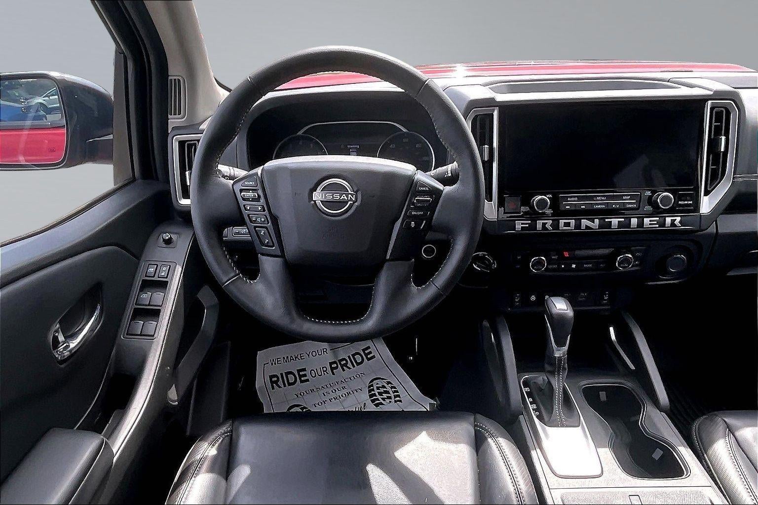 2025 Nissan Frontier SL