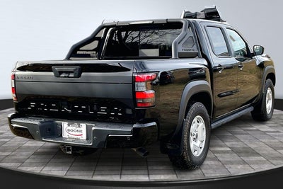 2024 Nissan Frontier SV