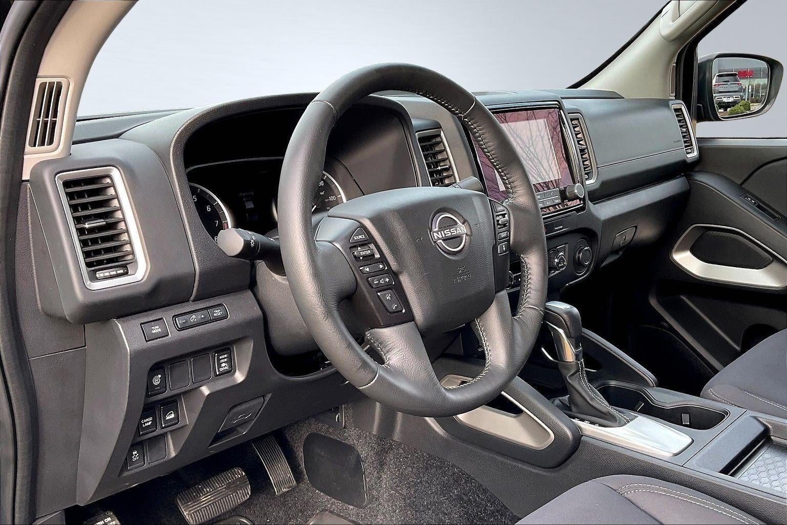 2024 Nissan Frontier SV