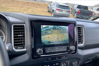 2024 Nissan Frontier SV