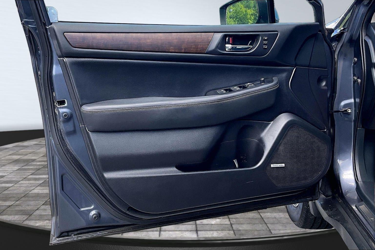 2017 Subaru OUTBACK LIMITED