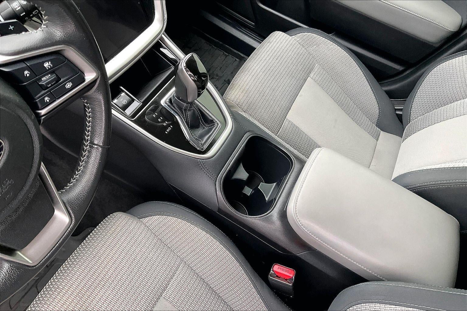 2024 Subaru OUTBACK PREMIUM