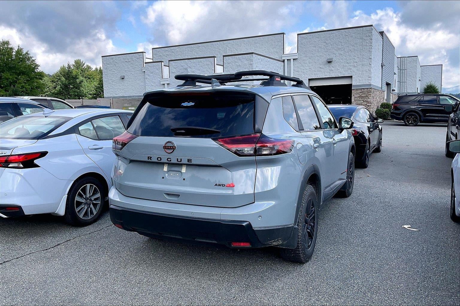 2025 Nissan Rogue Rock Creek