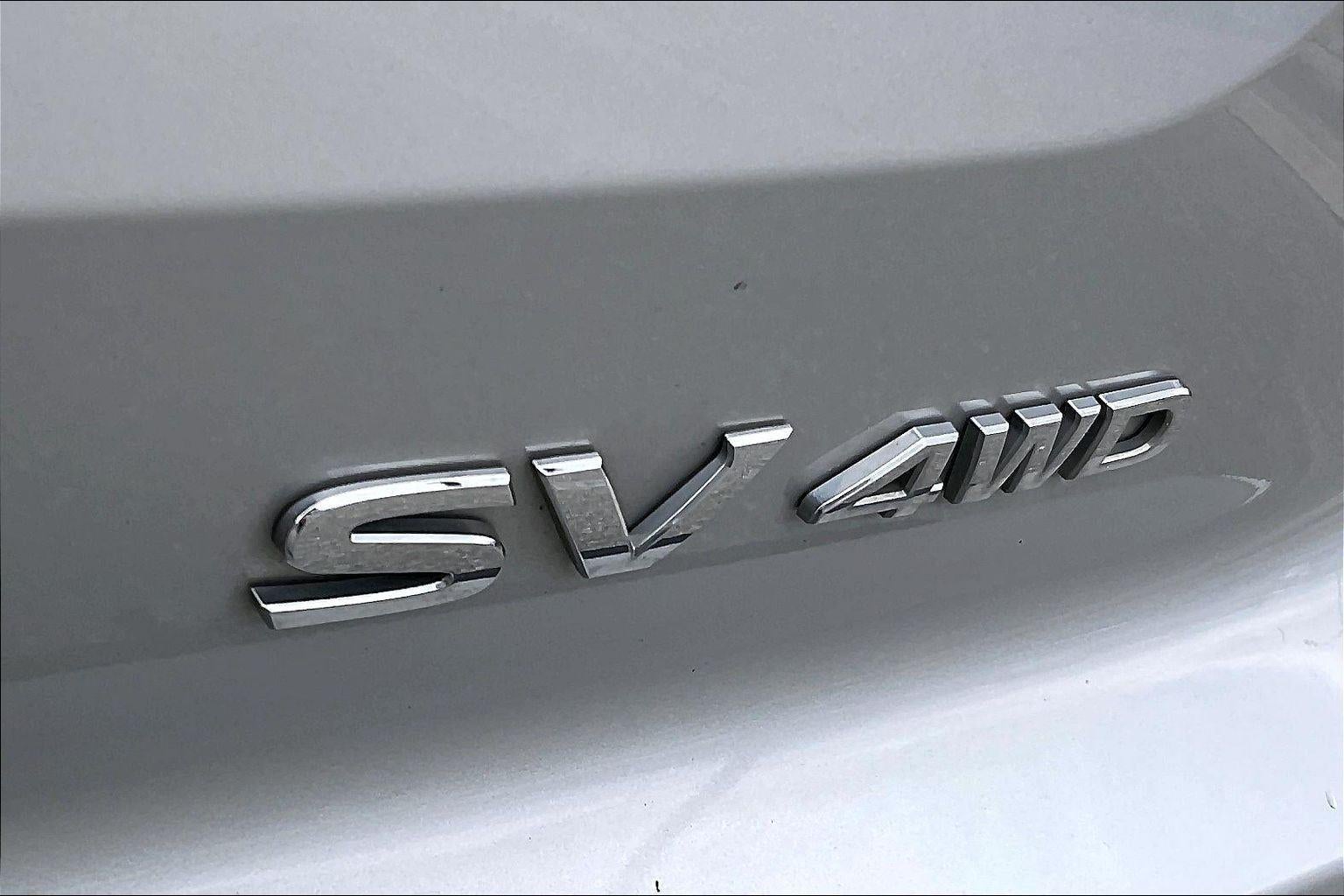 2024 Nissan Pathfinder SV