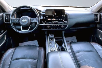 2022 Nissan Pathfinder Platinum