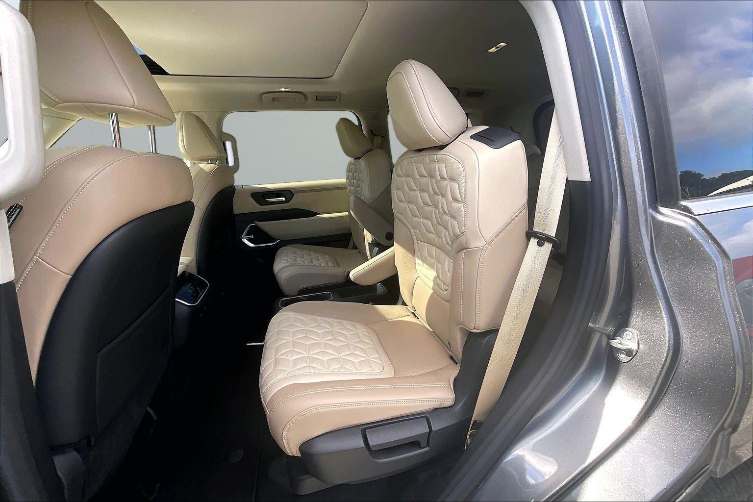 2025 Nissan Armada Platinum Reserve