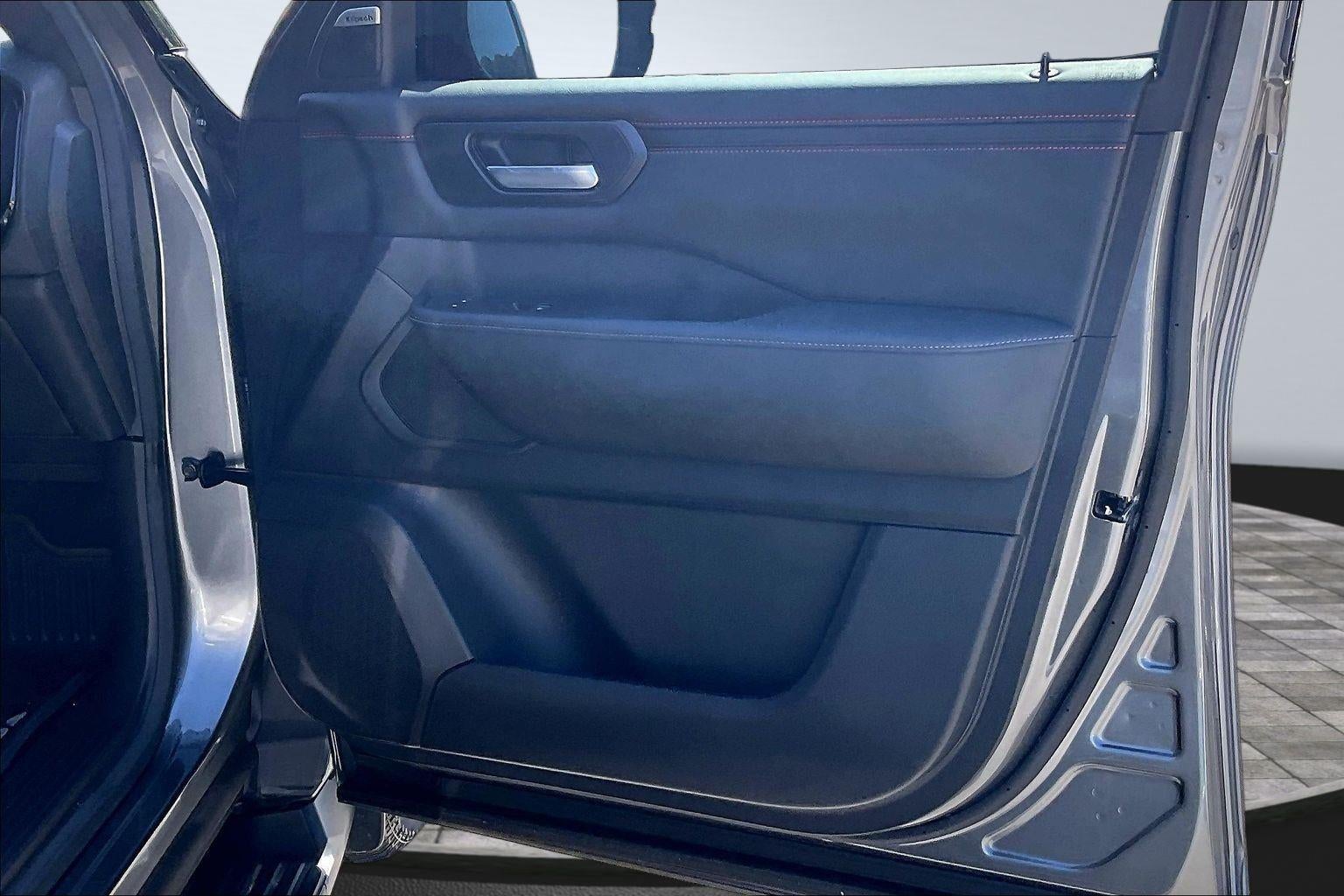 2025 Nissan Armada PRO-4X