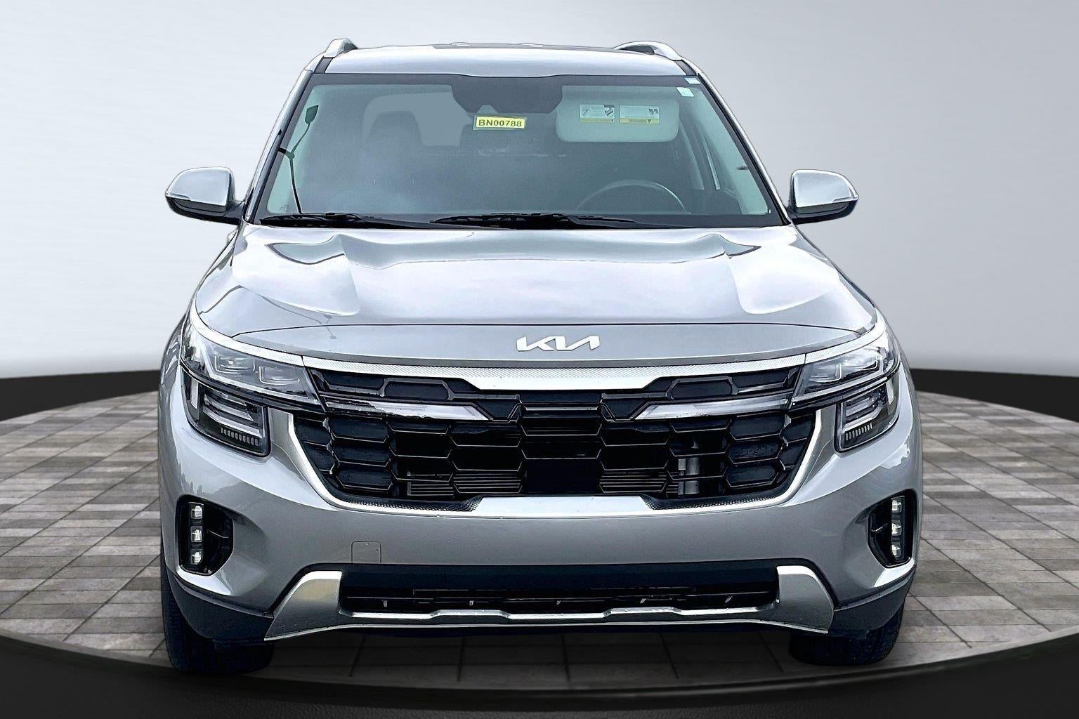 2025 Kia SELTOS SX