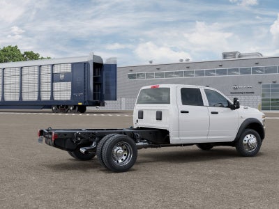 2027 RAM Ram 5500 Chassis Cab RAM 5500 TRADESMAN CHASSIS CREW CAB 4X4 60' CA