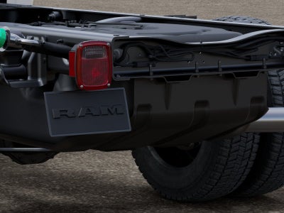 2027 RAM Ram 5500 Chassis Cab RAM 5500 TRADESMAN CHASSIS CREW CAB 4X4 60' CA