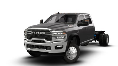 2027 RAM Ram 5500 Chassis Cab RAM 5500 TRADESMAN CHASSIS CREW CAB 4X4 84' CA
